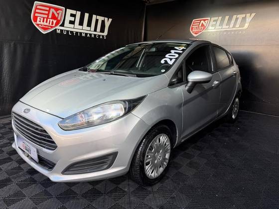 FORD FIESTA 1.5 SE HATCH 16V FLEX 4P MANUAL FORD FIESTA 1.5 SE HATCH 16V FLEX 4P MANUAL
